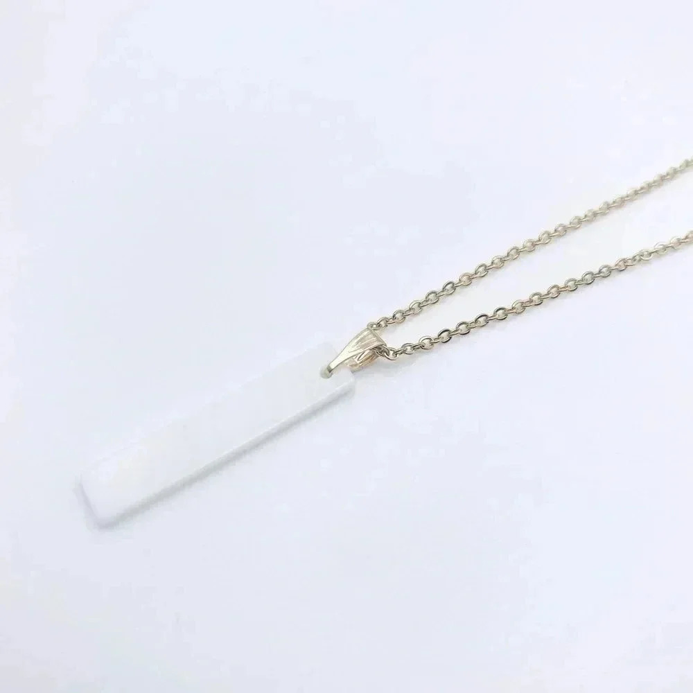 𝅺RECTANGLE Mother of Pearl Necklace